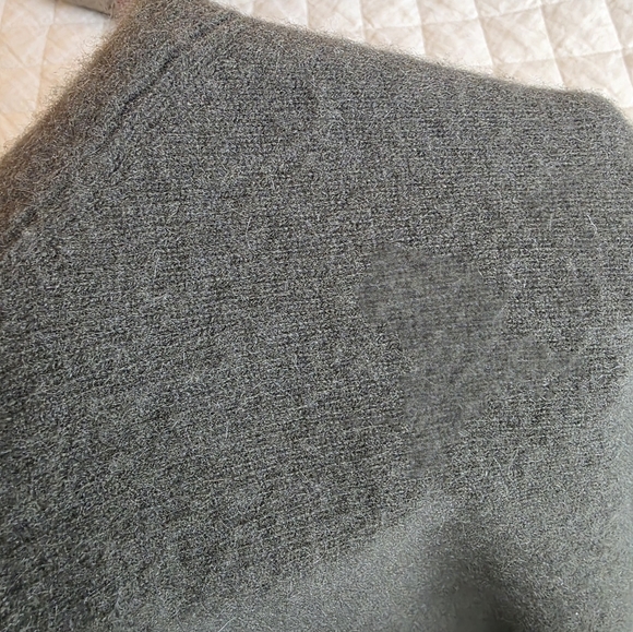 Equipment Femme Asher Cashmere Sweater Dark Olive Green Size Medium - Picture 7 of 7